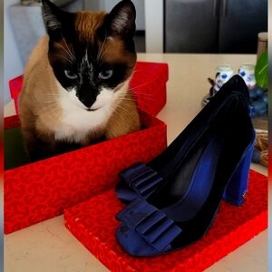 Tory Burch Cicely navy Velvet Satin Bow Pumps Sz 8.5